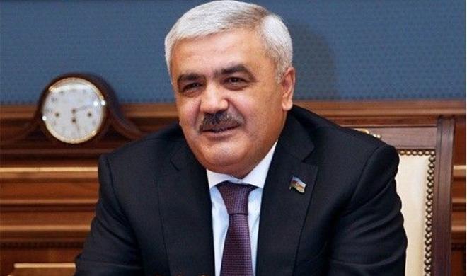 Rövnəq Abdullayevlə bağlı qərar: 16 illik fəaliyyət dövrü