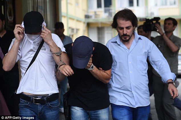 14 IS members detained in Turkey