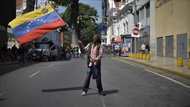 Venezuela gov’t, opposition agree ‘to live in peace’