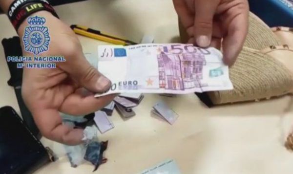 Pulları elə yerdə gizlətdi ki… - Video