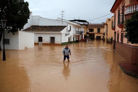 Severe rain causes flooding in southern Spain