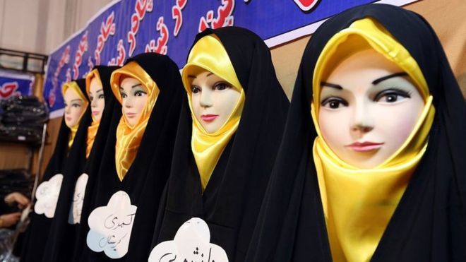 Iran fashion workers jailed for 'spreading prostitution'