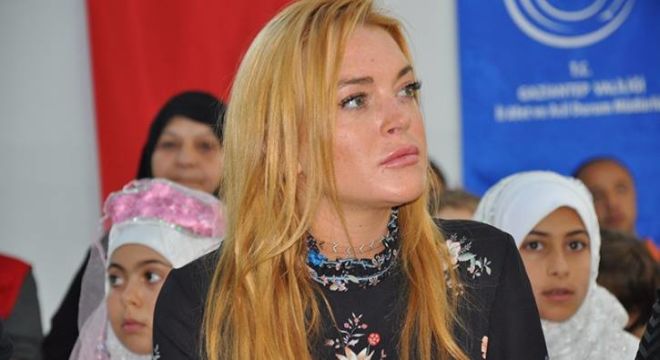 Hollivud aktrisası terroru türkcə lənətlədi - Foto