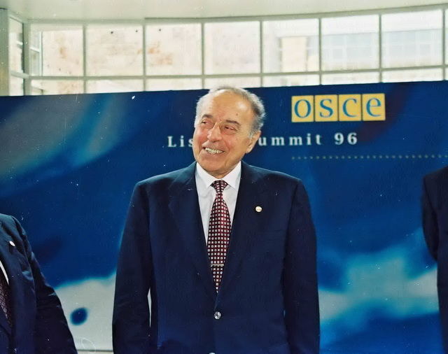 Əliyev dünyanı dəyişməyi bacaran siyasətçi idi – Deputat