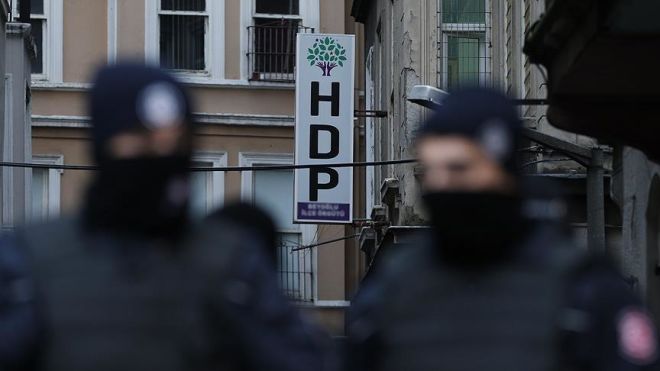 Police detain at least 20 opposition HDP members