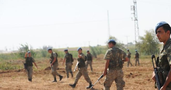 تورکییهنین سورییادا اوچ عسگری شهید اولدو