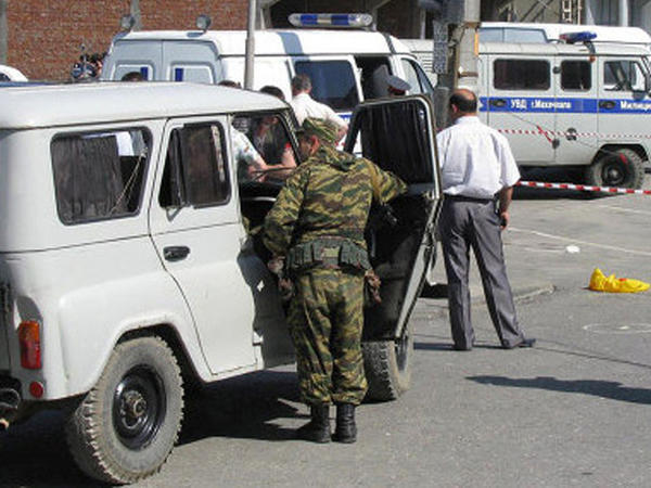 Dağıstanda iki polis güllələndi