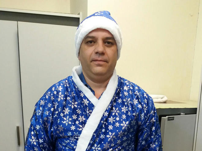 Nəsimi Paşayev Şaxta baba oldu - Foto