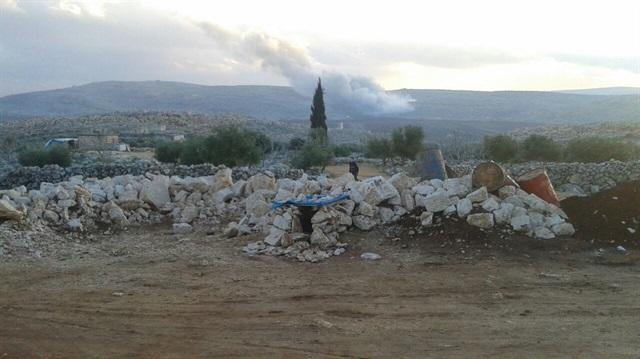 Air strikes on ex-Nusra building kill at least 25