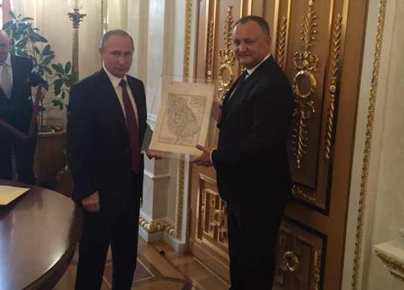 What did Vladimir Putin present Igor Dodon? -