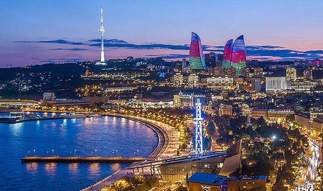 Gecə Bakı səmasında uçuşan dronlar səhər aranı qatdı