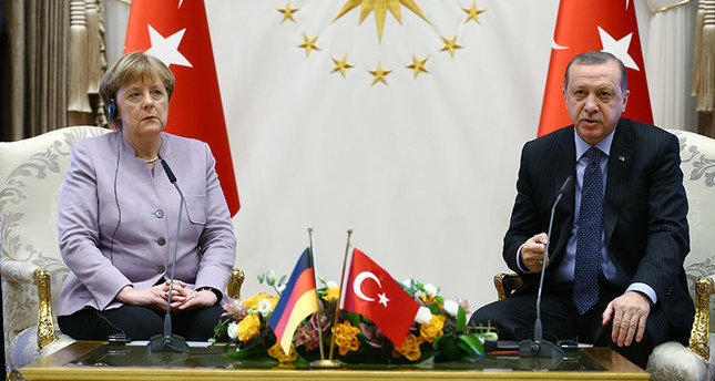 Ərdoğan-Merkel görüşü başladı