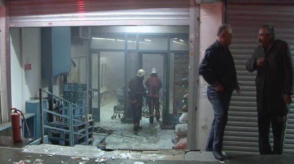 AKP-nin ofisinə "Molotov kokteyli" atıldı - Video
