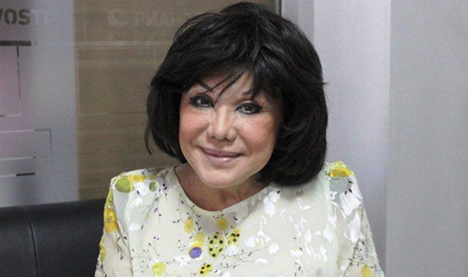 Flora Kərimova xəstəxanadan evə buraxıldı