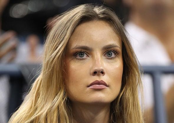 تانینمیش ایدمانچی نیشانلاندی - فوتو