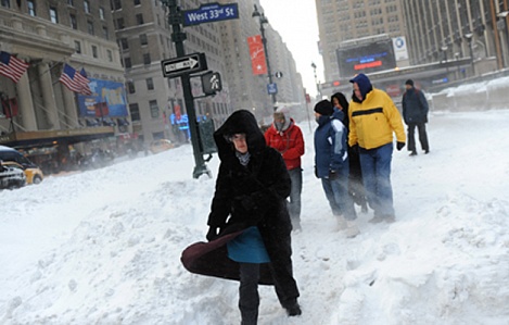 Qazaxıstanda 3 nəfər donaraq öldü