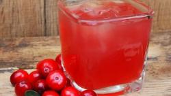 Yuxusu ərşə çəkilənlərin diqqətinə: Bu meyvənin suyunu için!