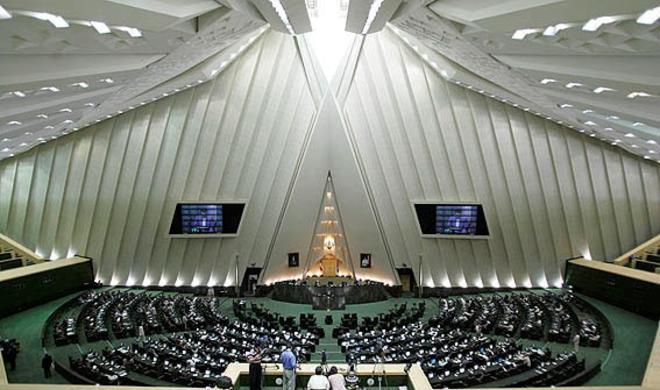 اعتراف نماینده مجلس به ورود مسلحانه نیروهای امنیتی در اعتراضات دی‌ماه