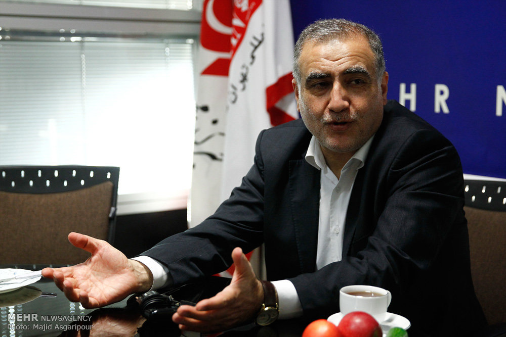 "منی "خامئر" آلدیغیما گؤره تنقید ائدیردیلر" - بیگی