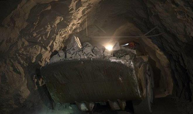 Iran coal mine collapse leaves one dead, one injured