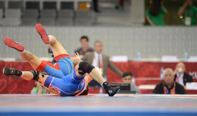 Armenian U17 wrestling team arrives in Baku