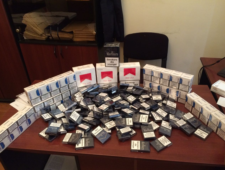 Gömrükdə külli miqdarda siqaret tutuldu