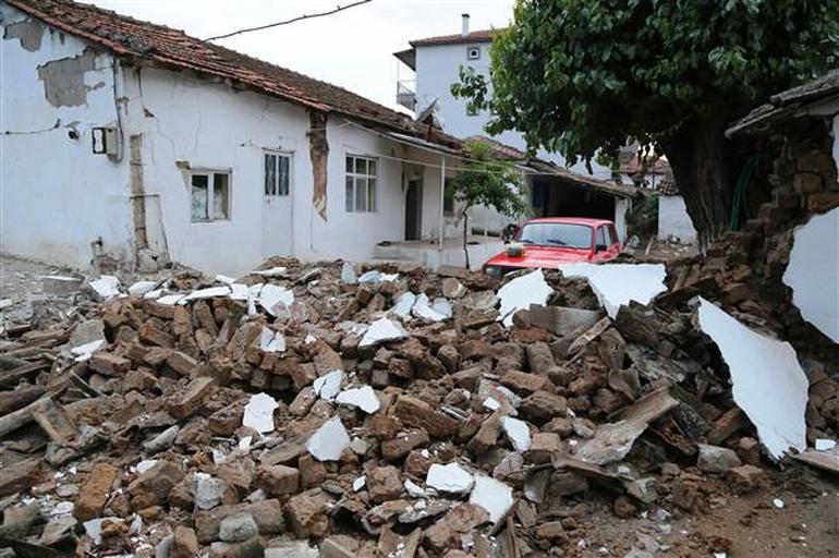 Türkiyədə daha bir güclü zəlzələ oldu - Yeniləndi