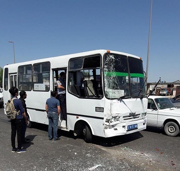 Bakının mərkəzində avtobus piyadanı vurub öldürdü