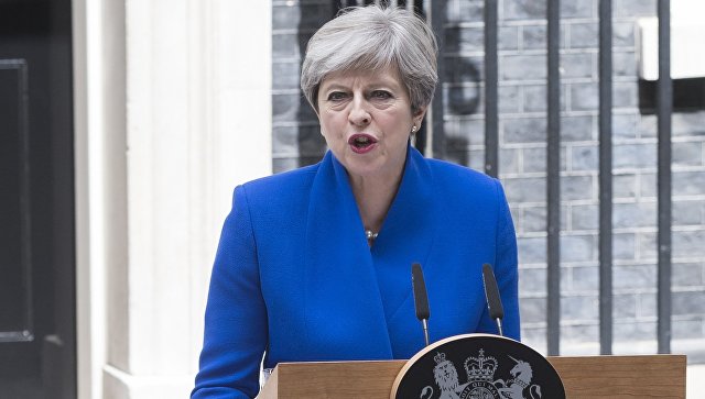 May was scared: Become a footballer, not Prime Minister -