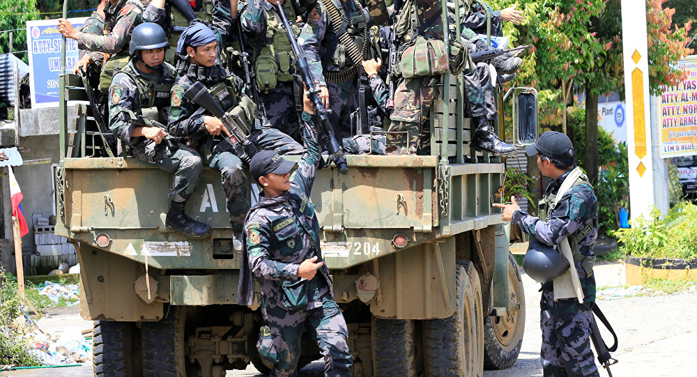 IS-linked militants attack town in Southern Philippines