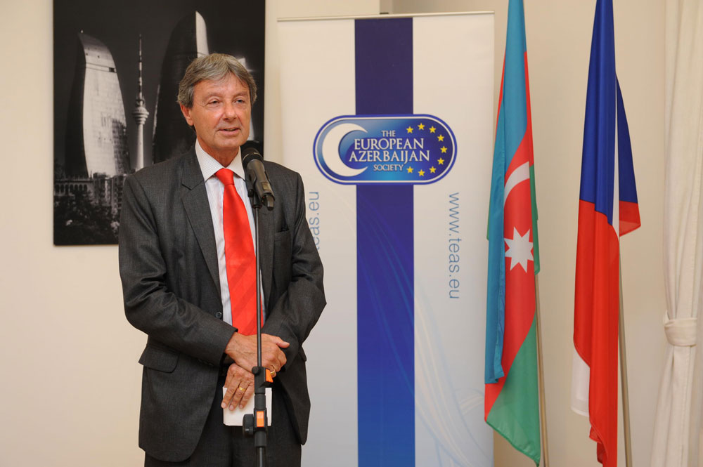 TEAS dünyanın 4 nüfuzlu mediasına müraciət etdi