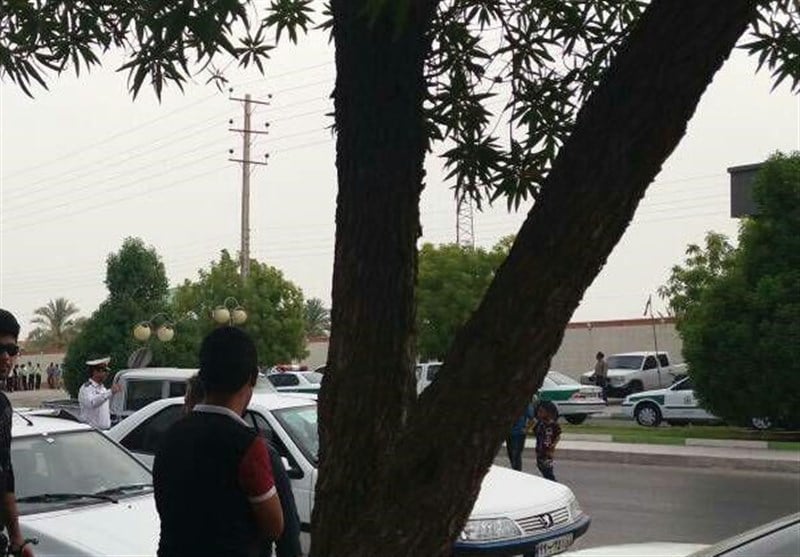 Buşehr şəhərinə havadan zərbələr endirildi - Video