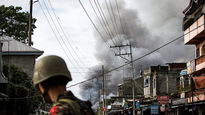 US gives Philippines 1,000 gas masks