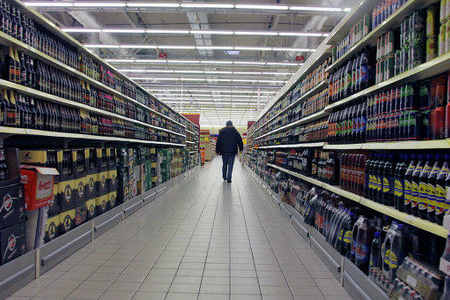 Qonşuda spirtli içki 16 nəfərin ölümünə səbəb oldu