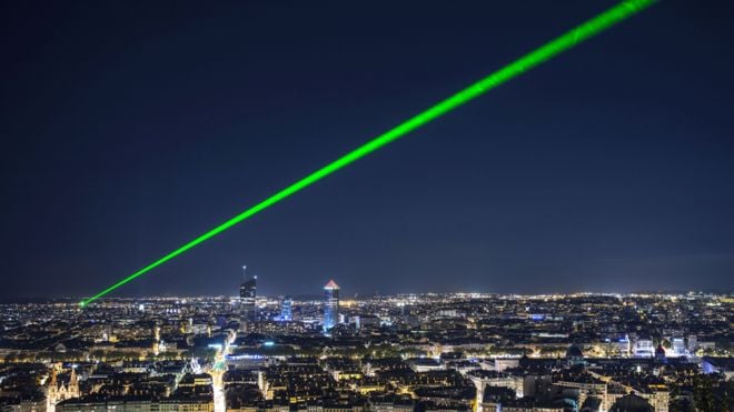 Man charged with shining laser pointer at Trump’s helicopter