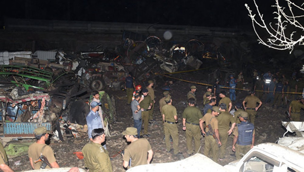 15 martyred, 25 injured in bomb attack  in Pakistan