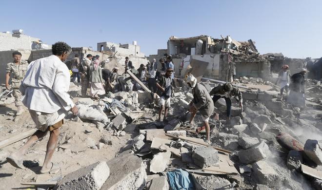 Houthi attacks injure one, damage property in Saudi Arabia