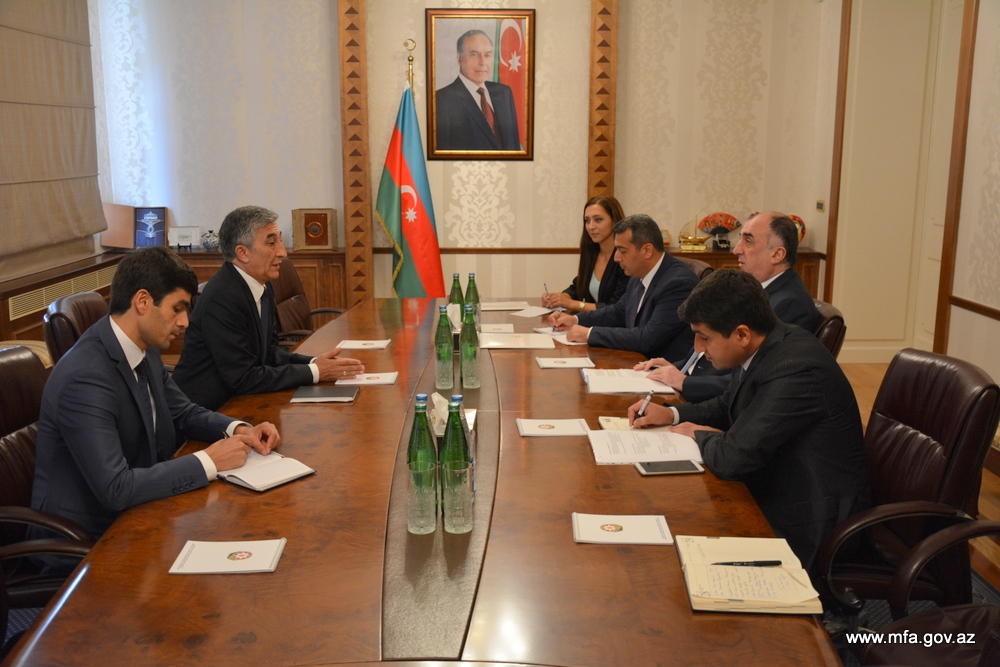 Mammadyarov receives ambassador of Tajikistan