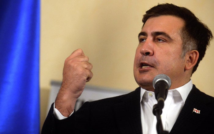 Saakaşvili meydan oxudu: Hökuməti darmadağın edəcəyik