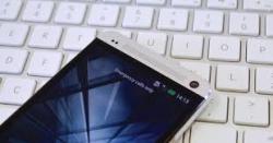 Telefonlarda bu şüşə baş ağrısına səbəb olur