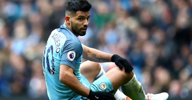 Sergio Aguero gets into a car accident
