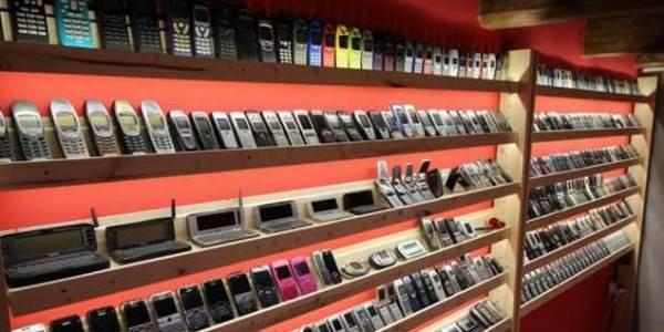 ایرانین موبیل تئلئفون ایدخالاتی صیفیرا ائندی