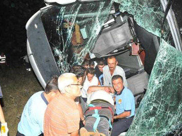 Bus crash injures 30 Iranian pilgrims in Iraq