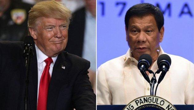 Trump, Duterte meet for first time at APEC summit -