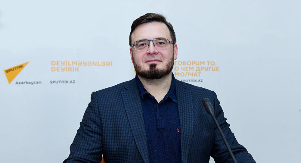 Баку успешно балансирует между... - Взгляд из России