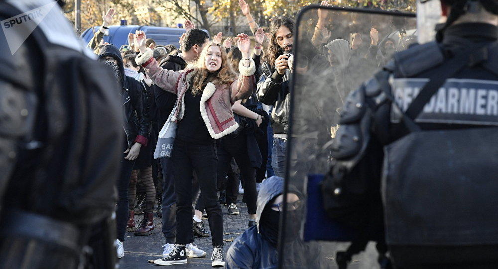 Big rallies across France to condemn domestic violence