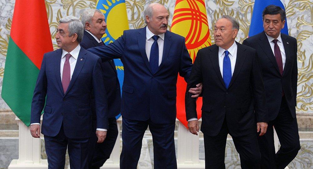 لوکاشنکو ۵ پرزیدنتی بئله آلداتدی - ویدئو