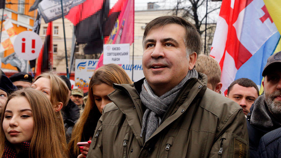 سااکاشویلی بیابیرچی شکیلده اؤلکهسیندن قاچیب – فریز