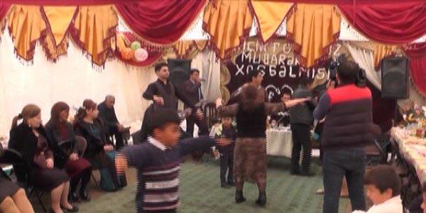 جوجوق مرجانلیدا ۲۴ ایلدن سونرا ایلک توی - ویدئو