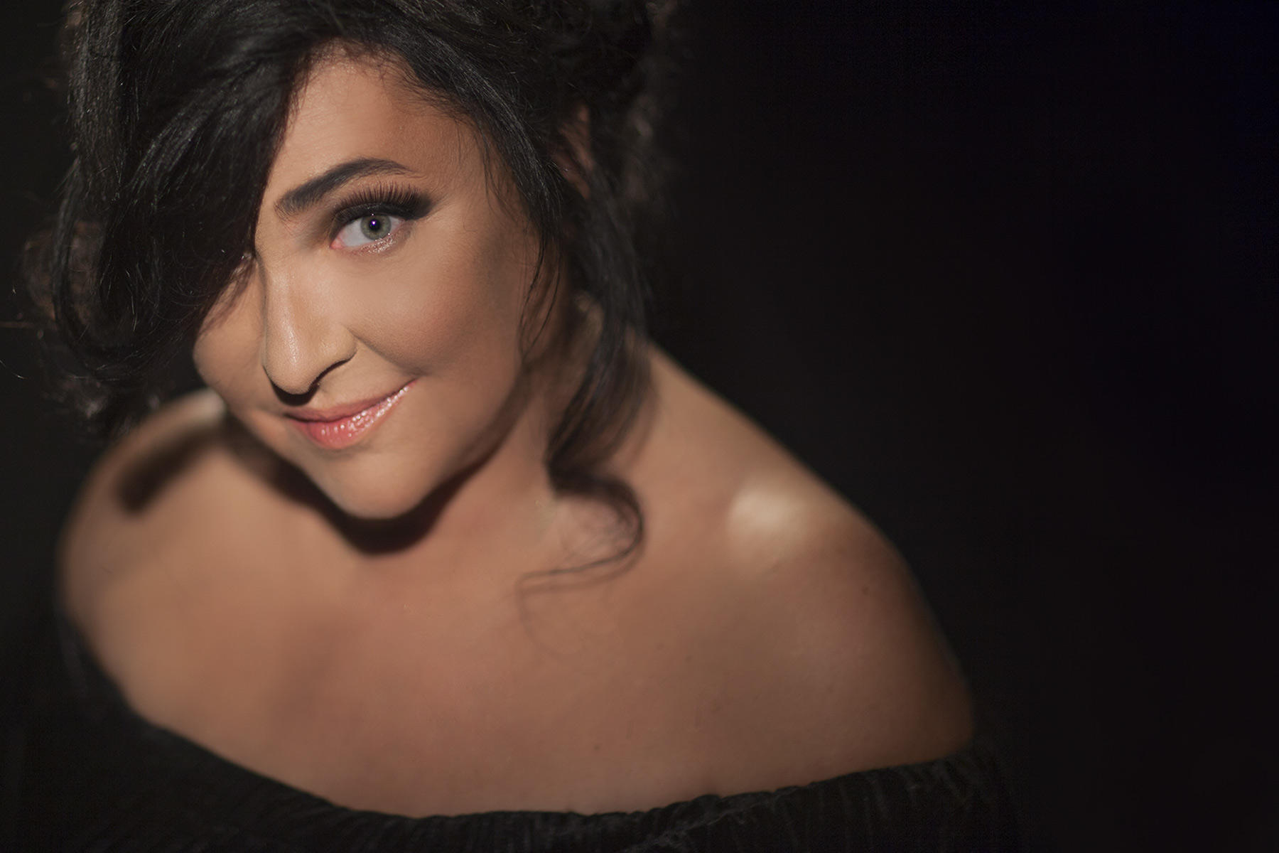 Rusiya vətəndaşıyam, amma Krım Ukraynanındır - Lolita